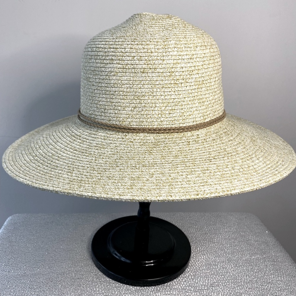 Packable Wide Brim Sunhat!